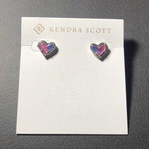 Kendra Scott Ari Rhodium Plated Watercolor Illusion Heart Stud Earrings NWT